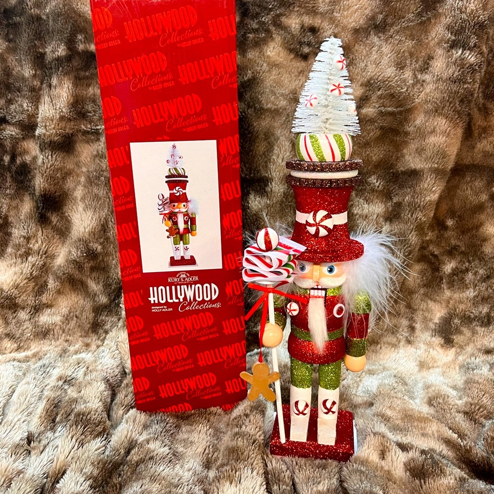 ADORABLE Kurt S.Adler Holiday Nutcracker❤️